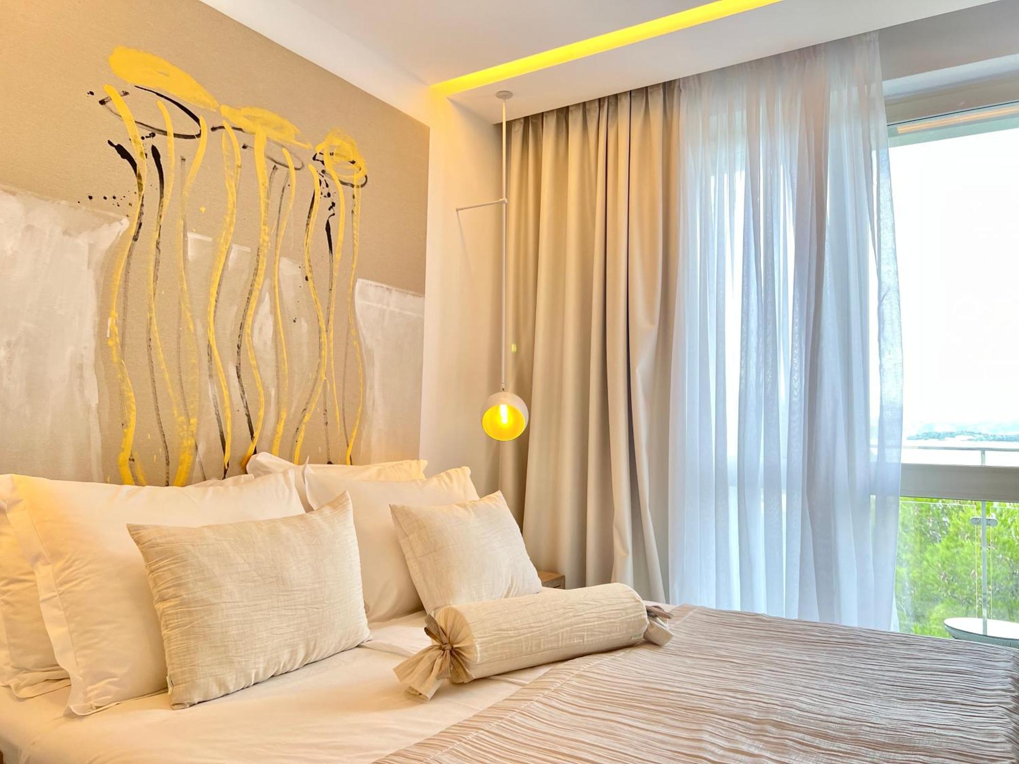 Hotel Cavtat 4*
