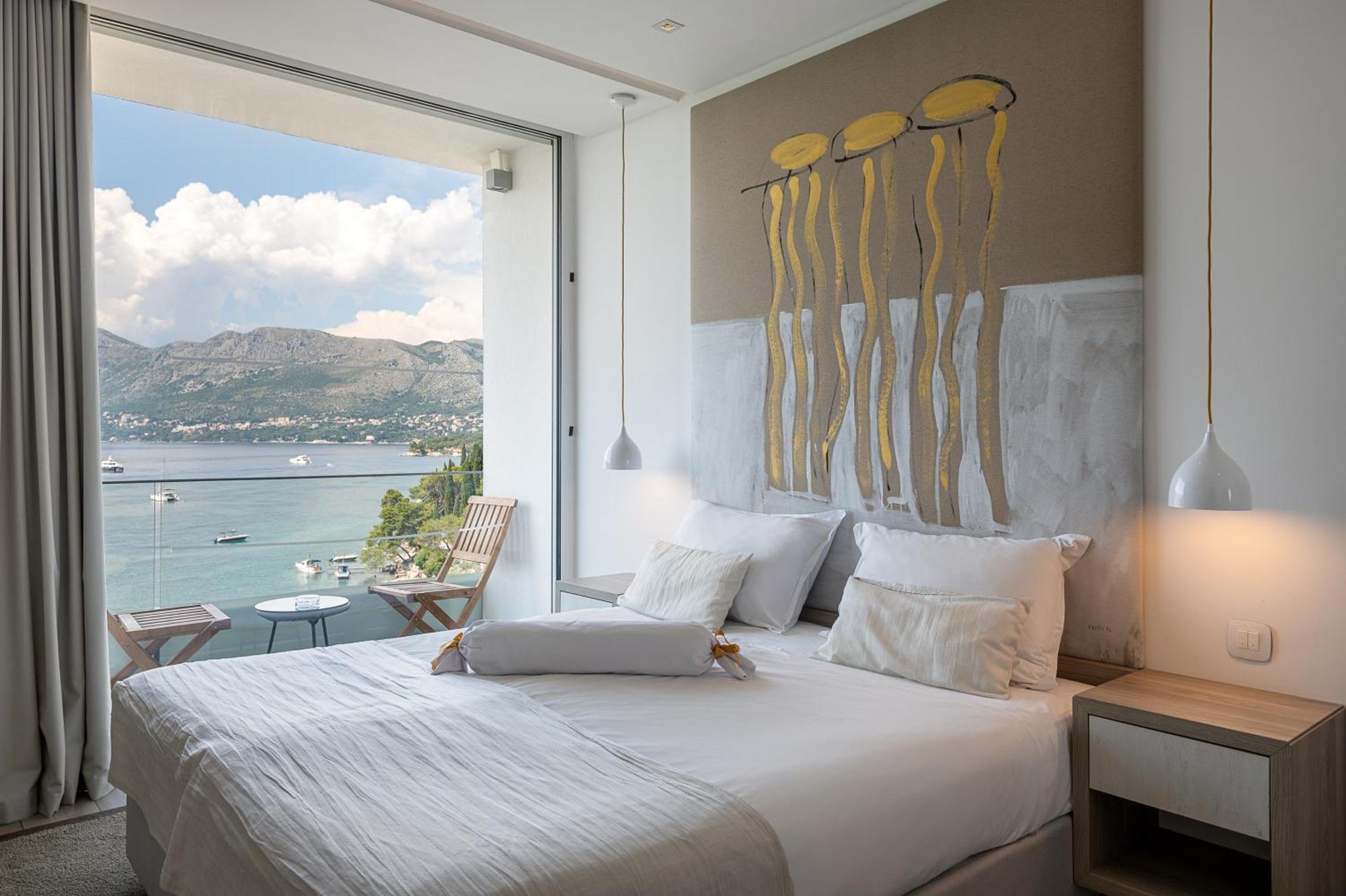 Hotel Cavtat Hotell 4*