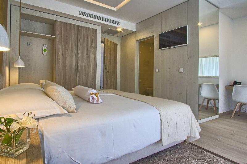 Hotel Cavtat 4*